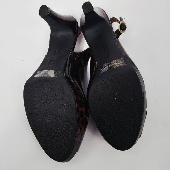 Clarks Artisan Women's Patent Leather Leopard Open Toe Sling Back Heels Size 7M - Picture 8 of 11